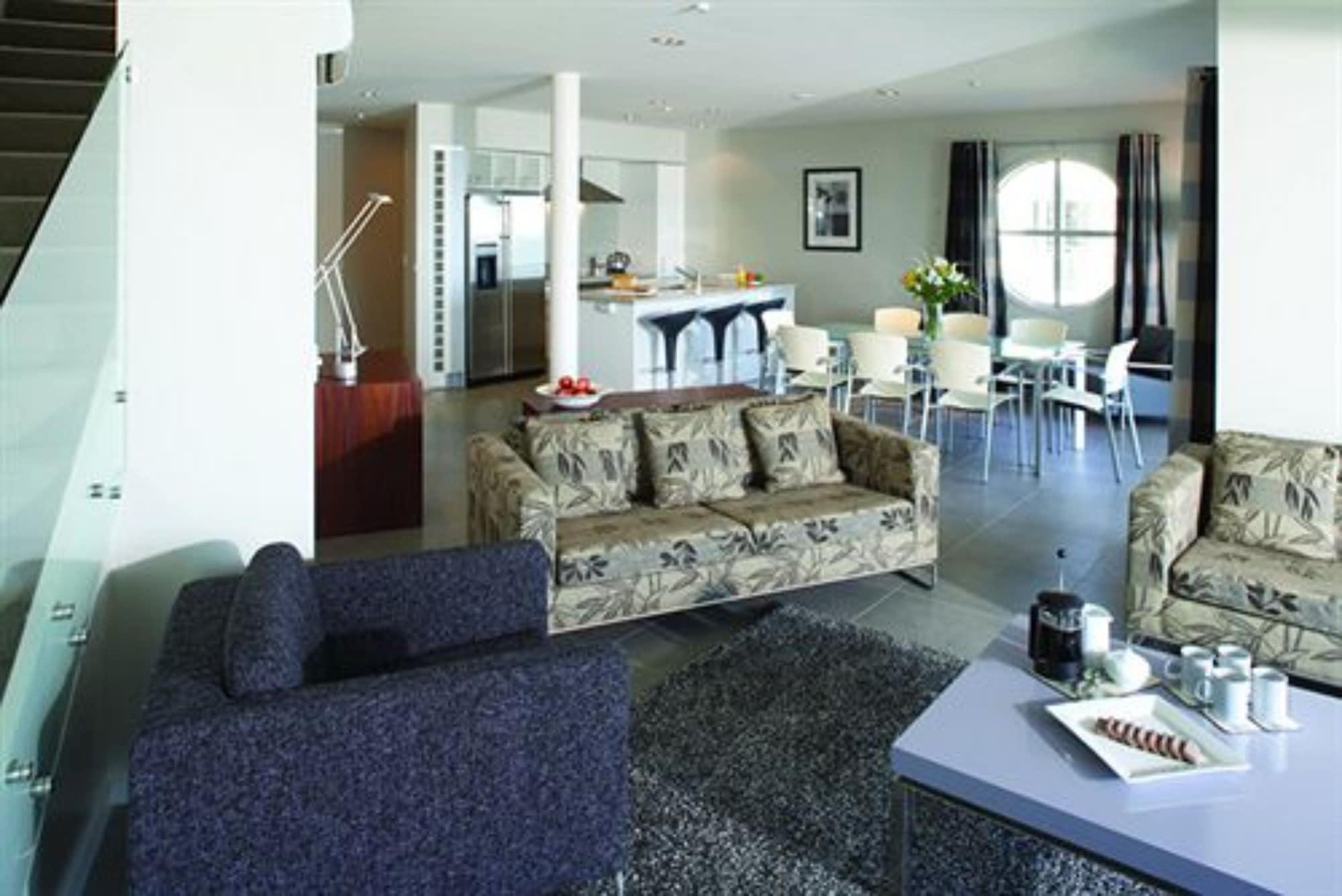 The Waterfront Suites - Heritage Collection パイヒア エクステリア 写真