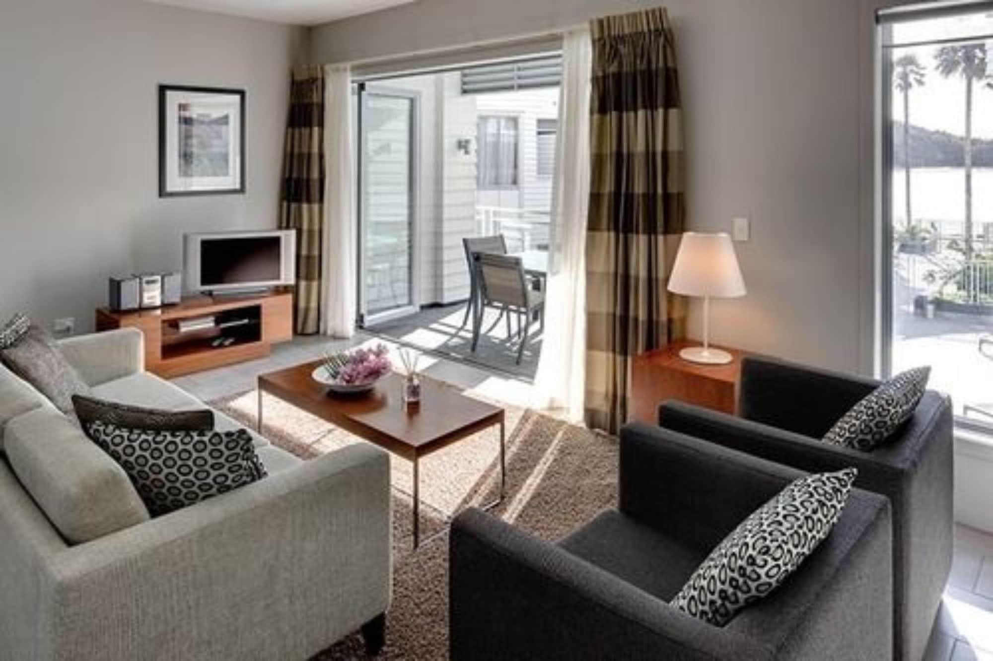 The Waterfront Suites - Heritage Collection パイヒア エクステリア 写真